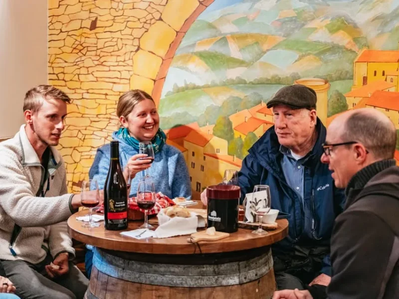 2-Hour Private Treasure Hunt of the Louvre