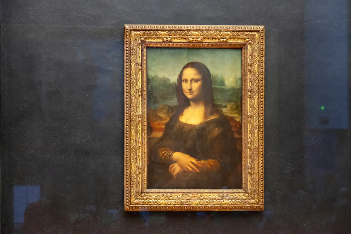 Louvre Museum - Mona Lisa