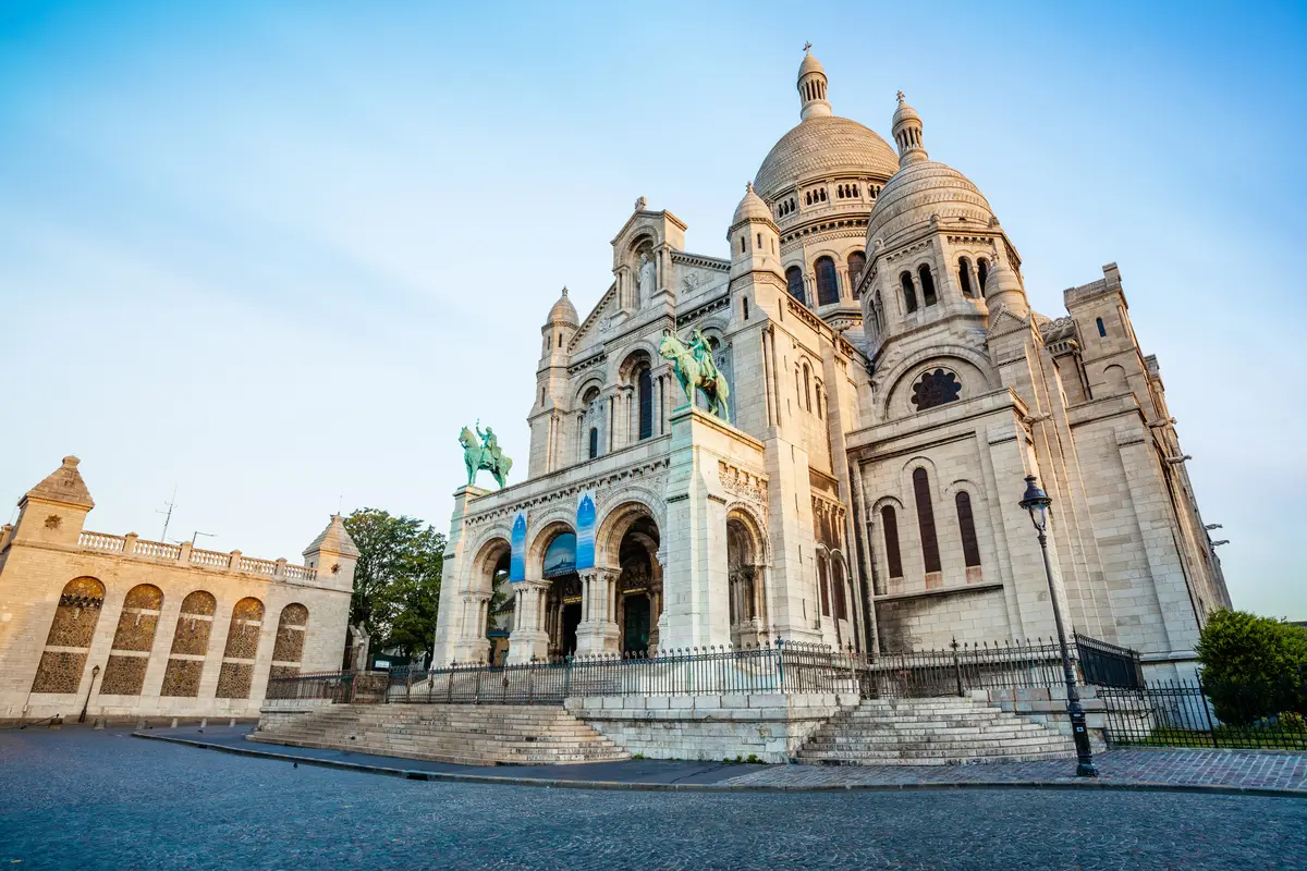 Montmartre Sacred Heart Basilica - view from the front side