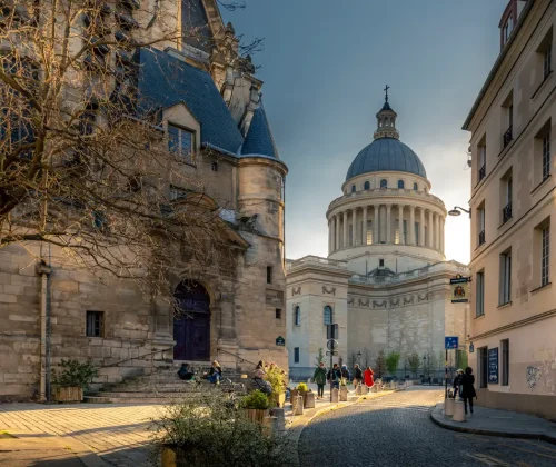 CDG/Orly Airport > Paris Private Transfer