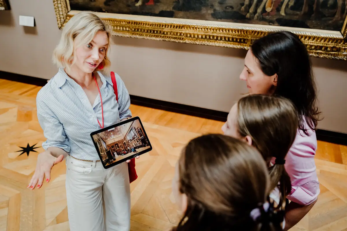 private-treasure-hunt-of-the-louvre-museum-for-kids