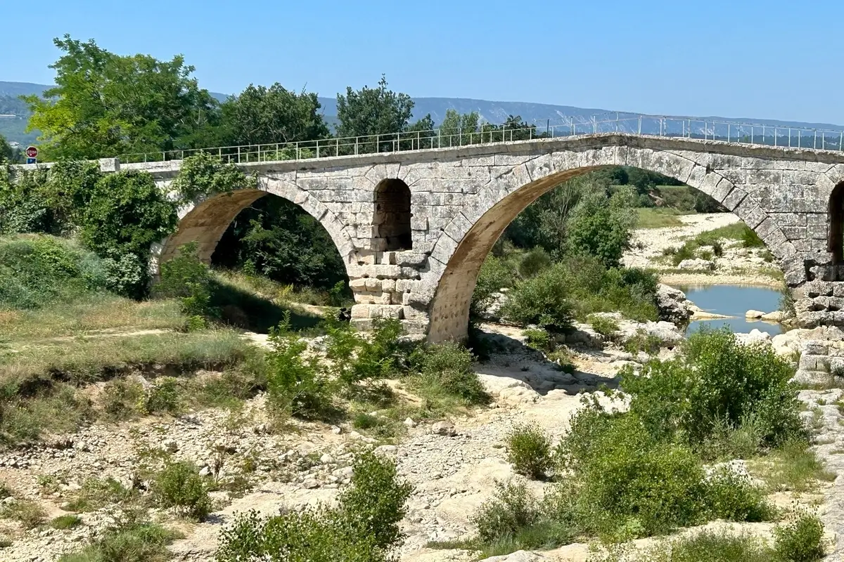 Bonnieux Bridge