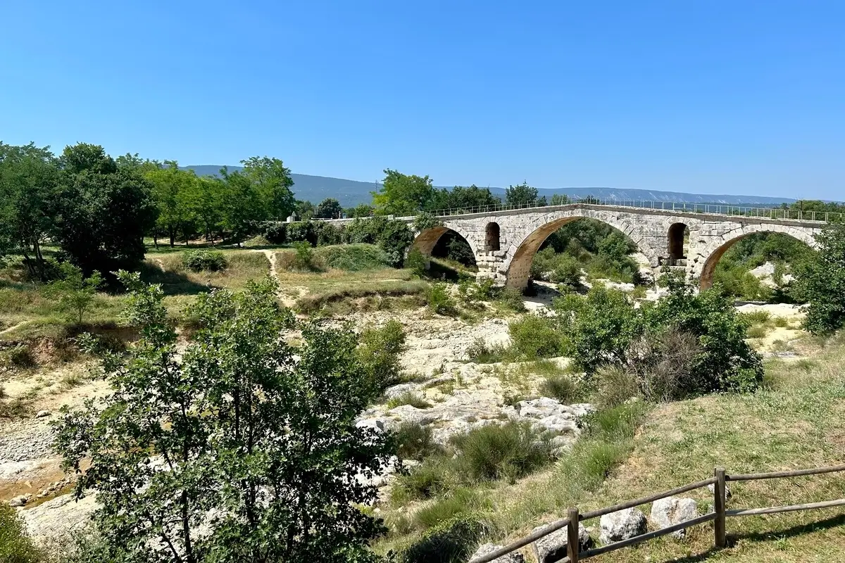 Bonnieux Bridge from further