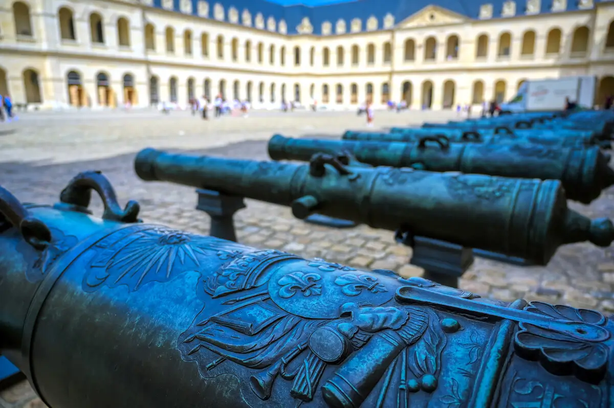 Invalides War Museum - Cannons - Closeup View