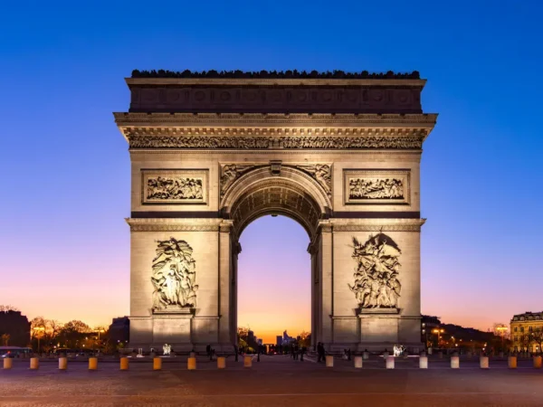 2-Hour Private Paris Illumination Tour