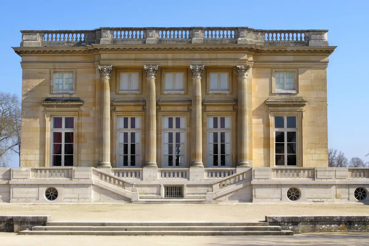 Versailles Castle - Petit Trianon - Overview