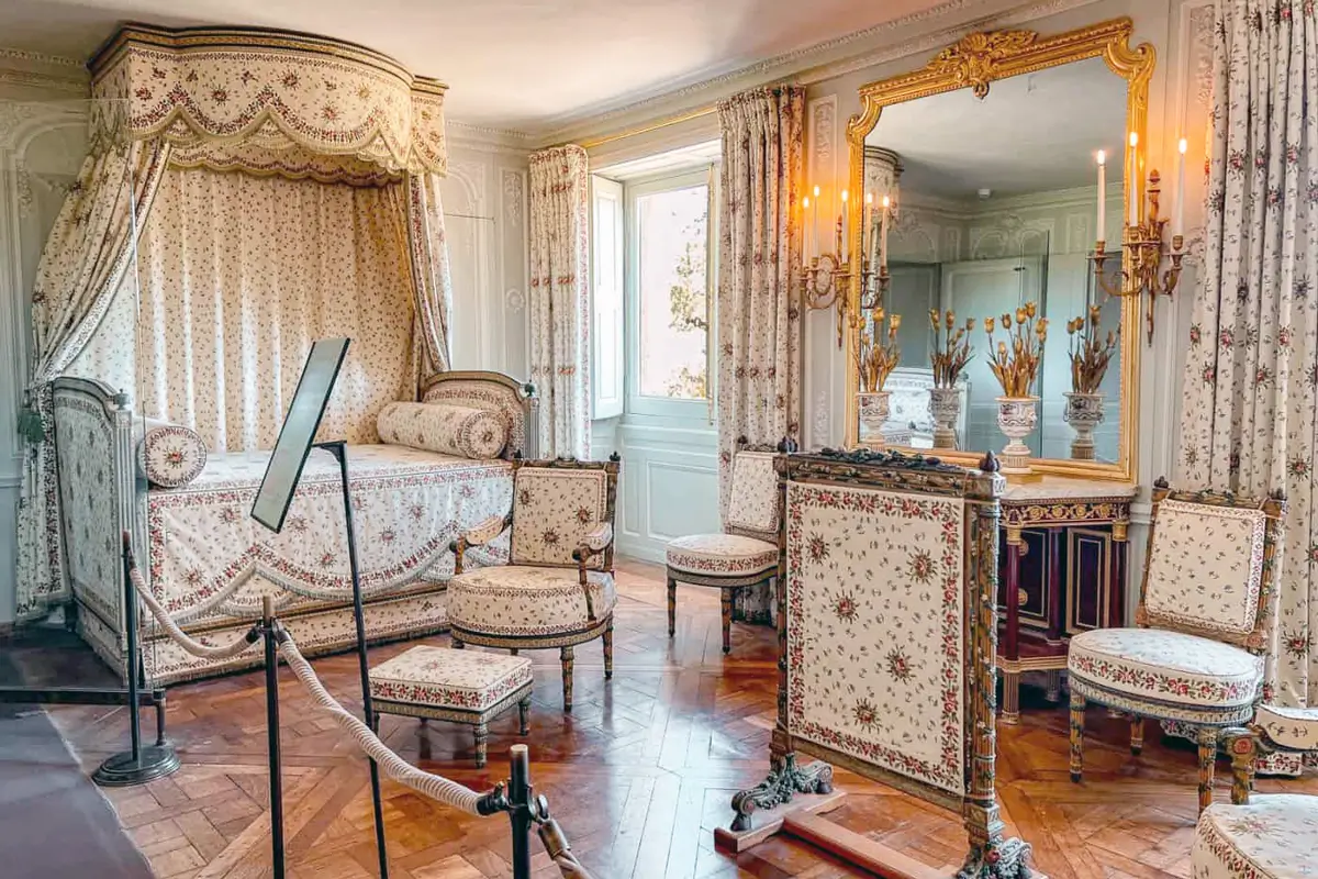 Versailles Castle - Trianon - Queens Hamlet